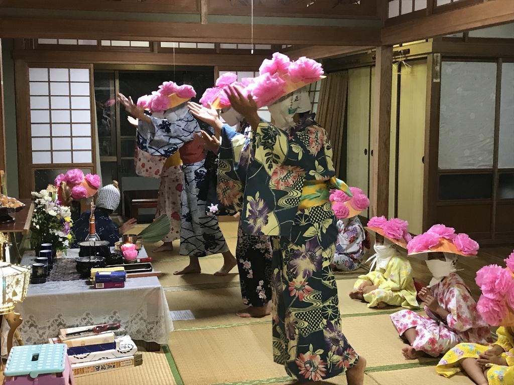 Minshuku Irayoi Hotel Ishigaki  Buitenkant foto